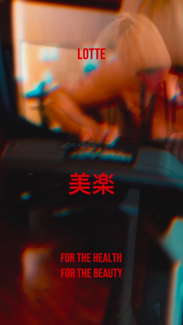 Post 10 by 加賀里佳 on Instagram (video)