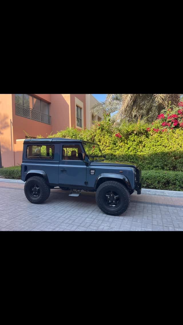 Post 5 by Bespoke Series Landrover on Instagram (video)