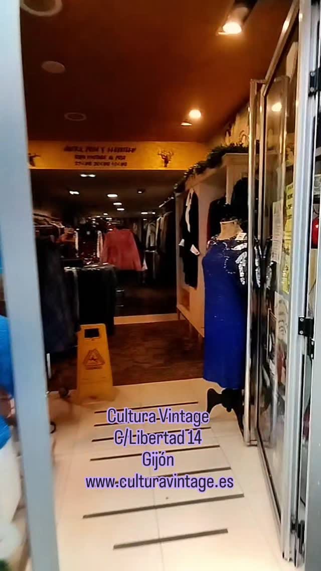 Post 4 by Cultura Vintage on Instagram (video)