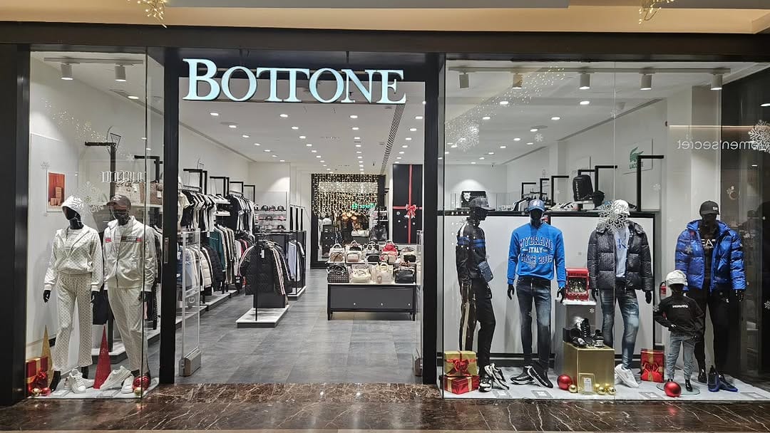 Post 9 by Bottone.mybrand on Instagram (carousel)