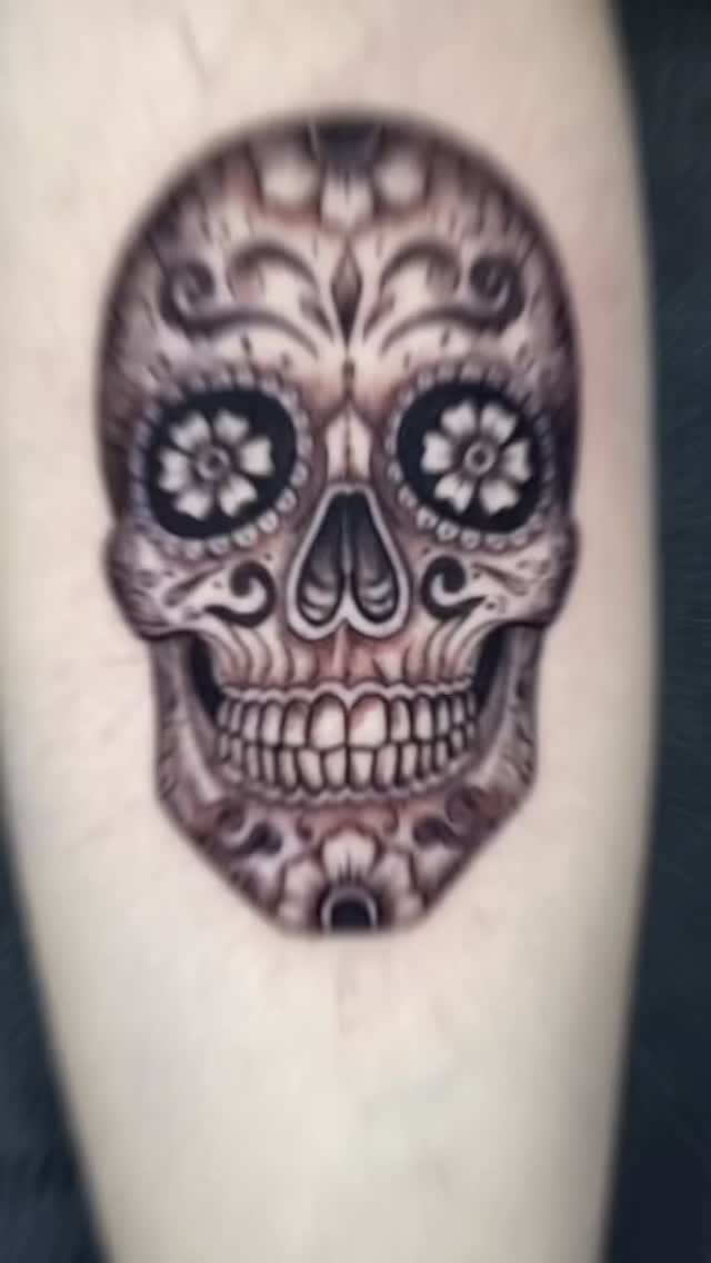 Post 4 by MAL FARIO Estudio Tattoo Getafe on Instagram (video)
