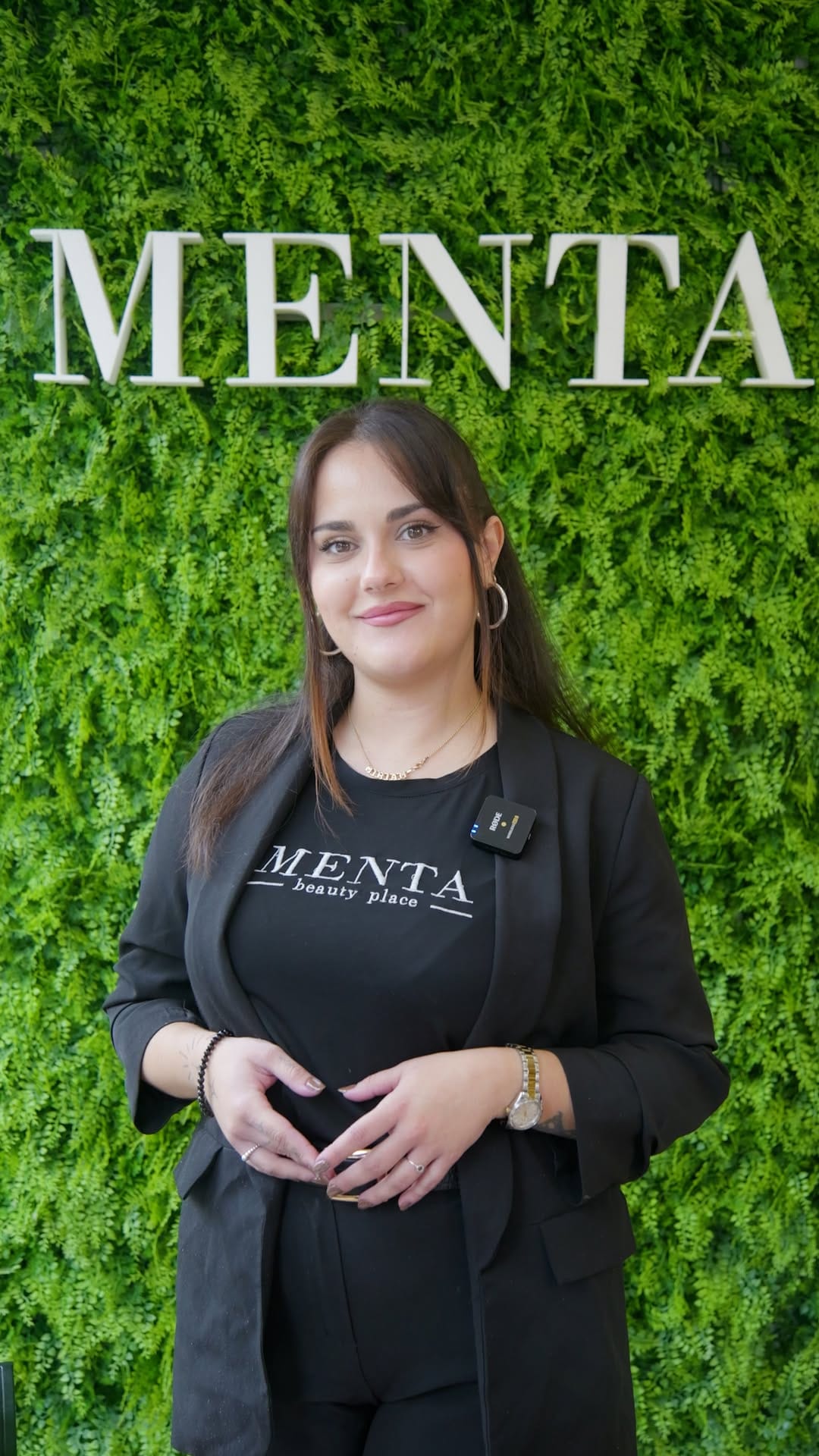 Post 7 by Peluquerías en Madrid - MENTA BEAUTY on Instagram (video)