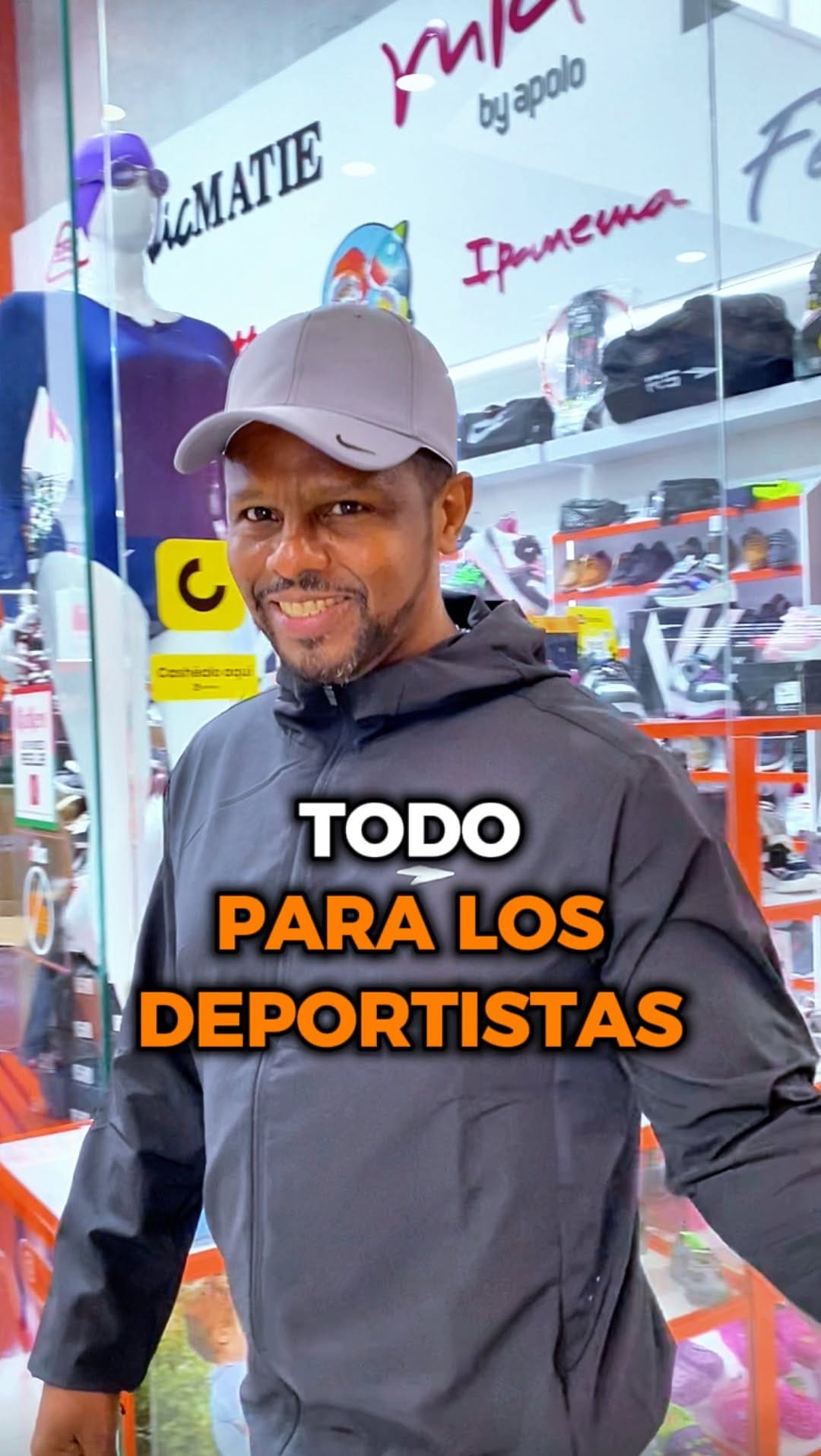 Post 9 by Ú𝗡𝗜𝗞𝗔® | Ropa, Calzado, Deportes y Accesorios on Instagram (video)