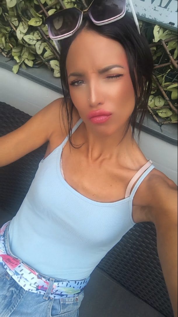 Post 8 by Ekhiñe De La Torre on Instagram (video)