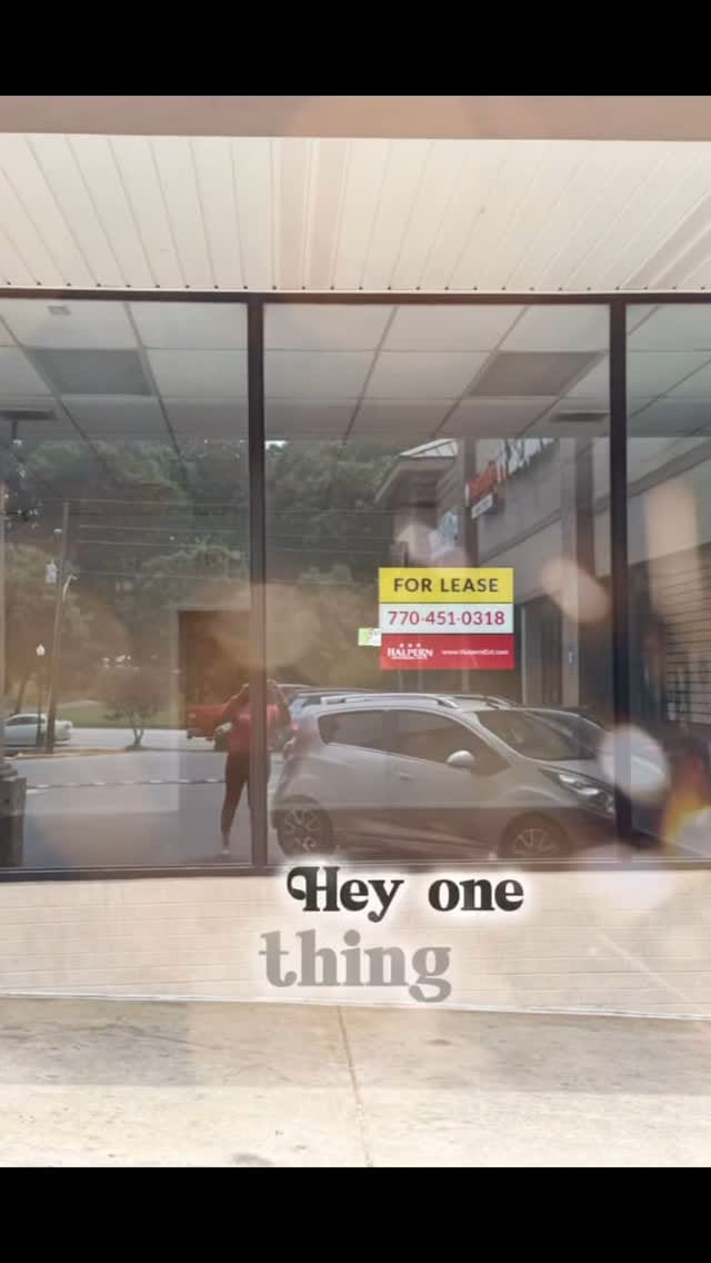 Post 7 by Soak And Polish| Ga’s Top Nail Salon| Atl Ga on Instagram (video)