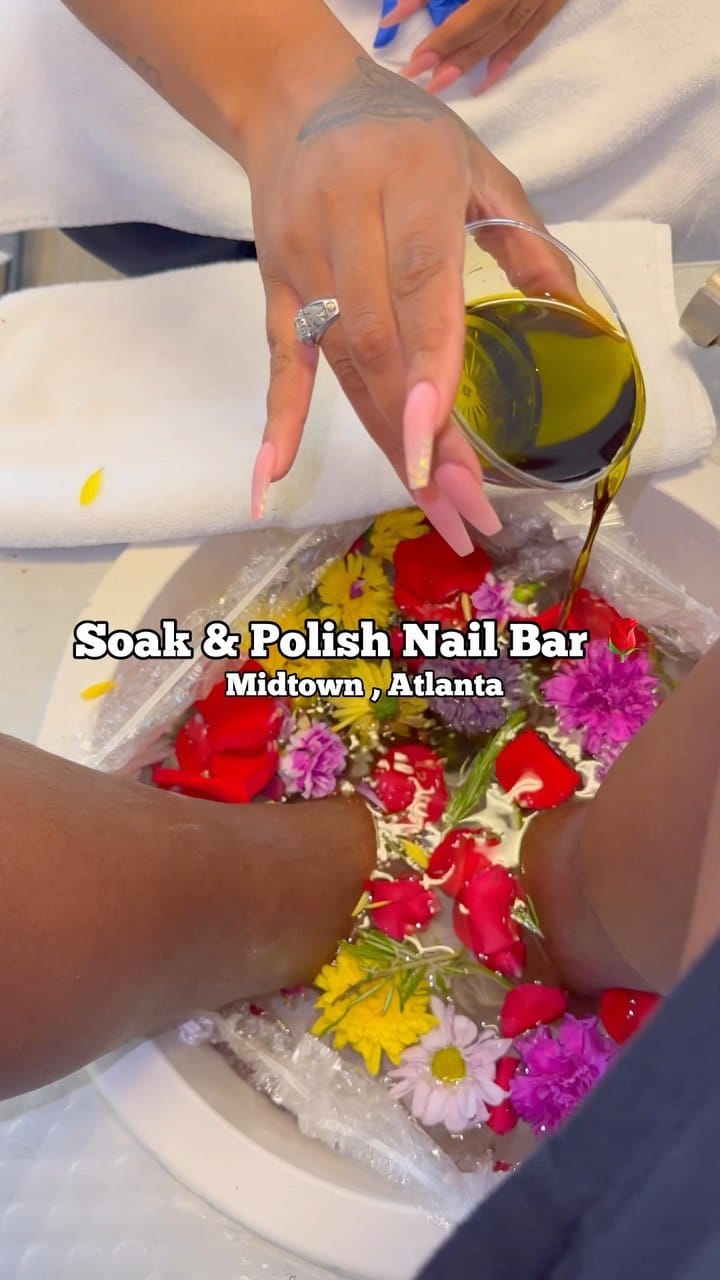 Post 10 by Soak And Polish| Ga’s Top Nail Salon| Atl Ga on Instagram (video)