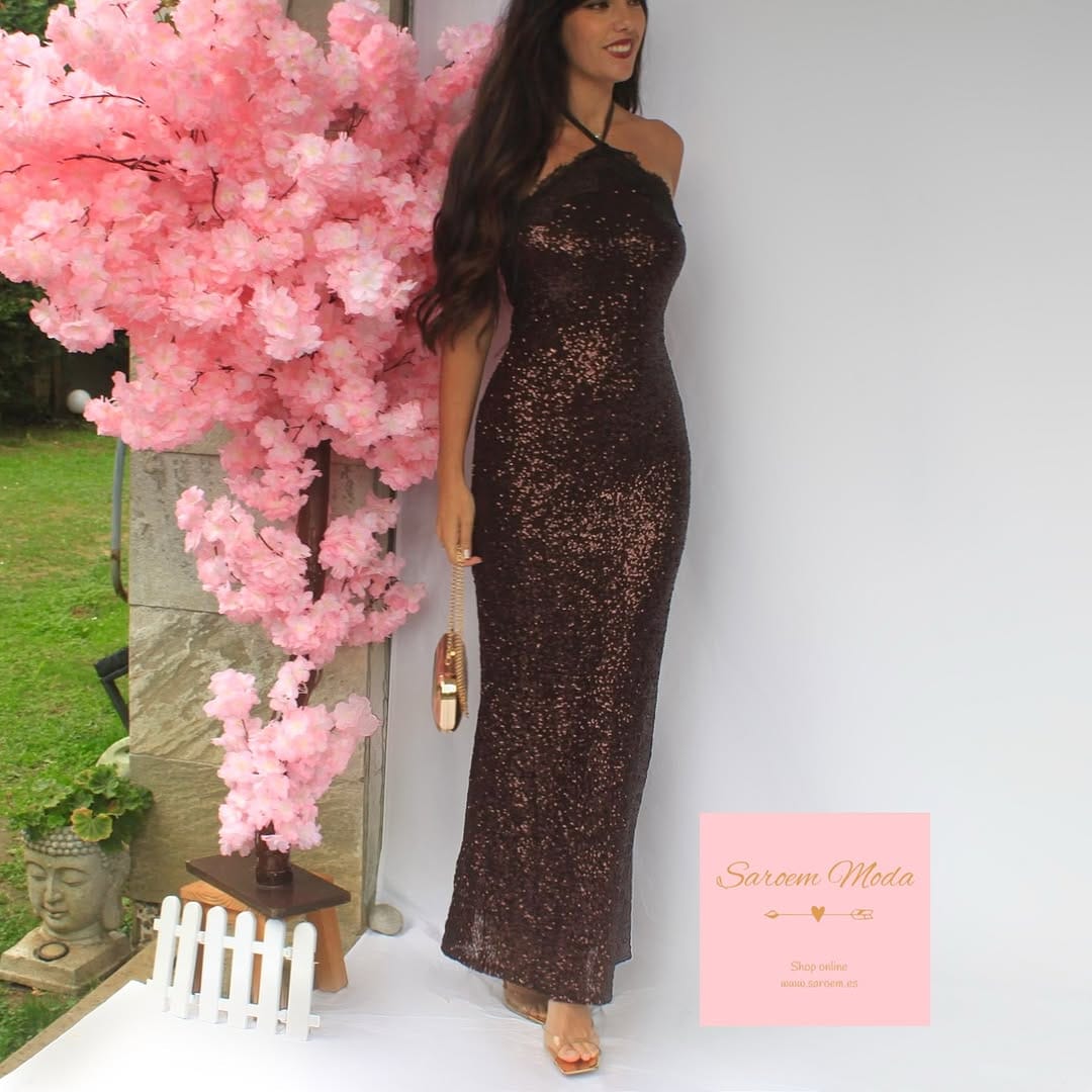 Post 10 by ✨Saroem Moda✨ on Instagram (carousel)