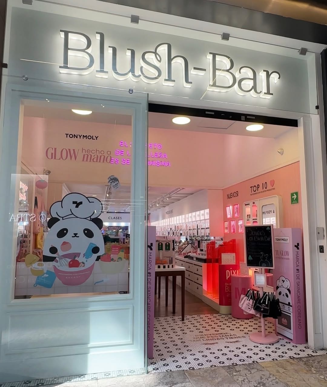 Post 1 by Blush-Bar México on Instagram (carousel)