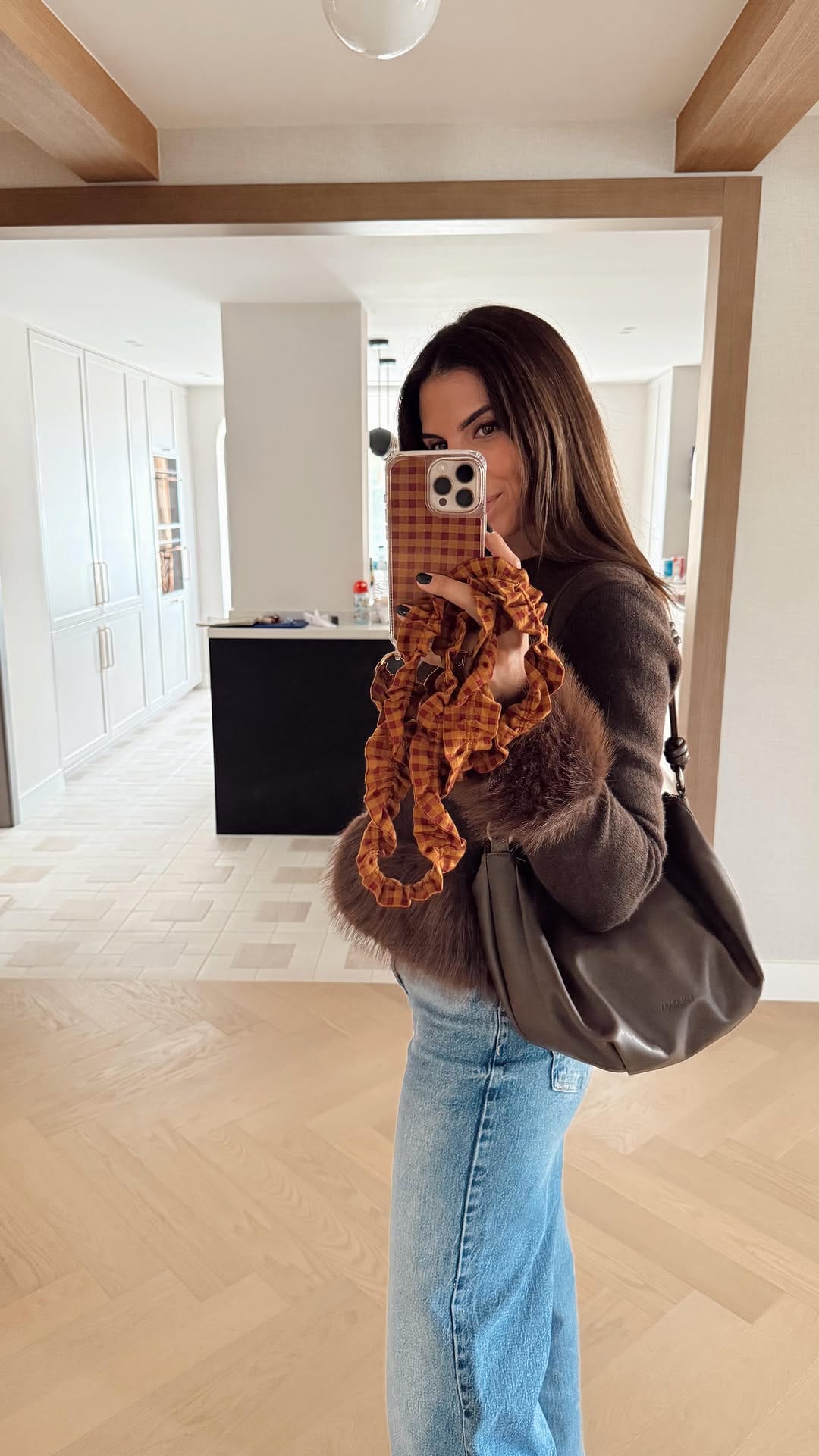 Post 5 by Laura on Instagram (video)