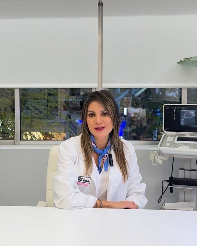 Post 6 by Clínica Ferran Solà. Cirugía y Medicina Estética on Instagram (video)
