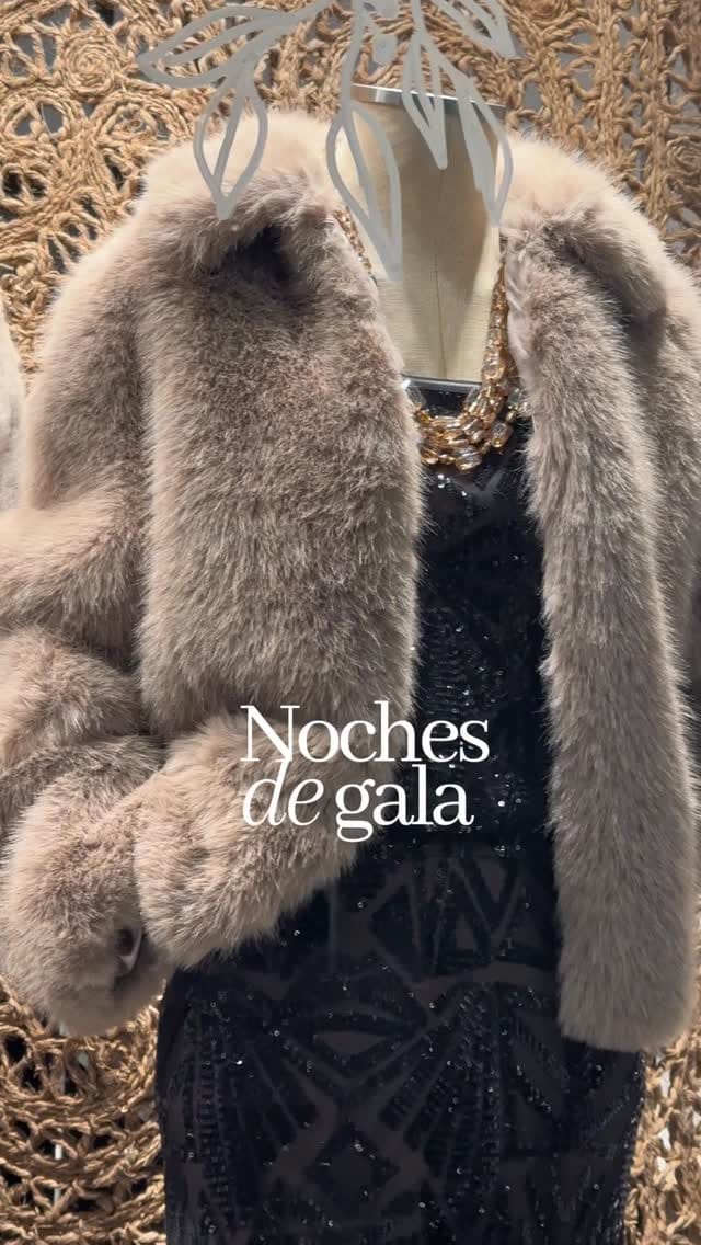Post 8 by Treze Ropa Barcelona on Instagram (video)
