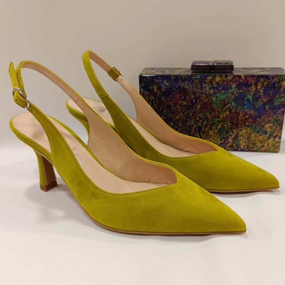Post 4 by Los tacones de Laura on Instagram (carousel)