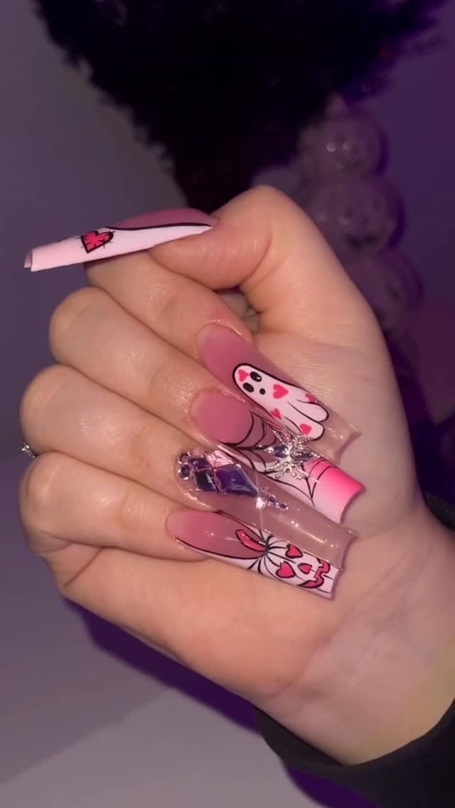 Post 9 by arelly💫 on Instagram (video)