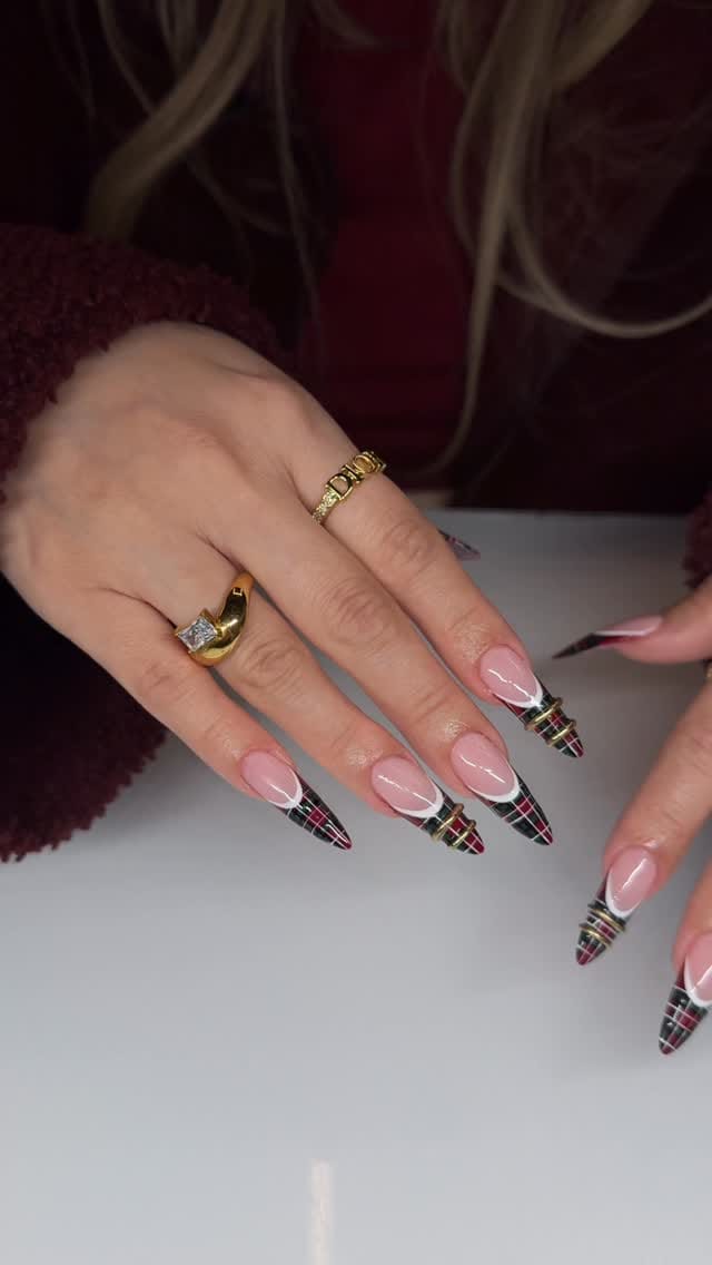 Post 2 by BREANNA🤍 on Instagram (video)