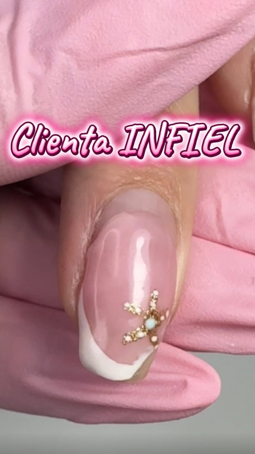 Post 6 by Amanda Nails-Uñas Salamanca on Instagram (video)