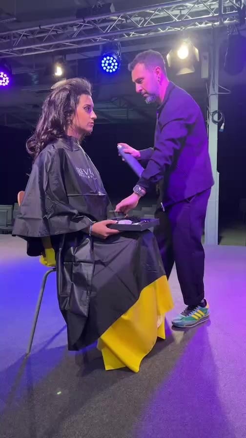 Post 9 by PELUQUERÍA PEL'S on Instagram (video)
