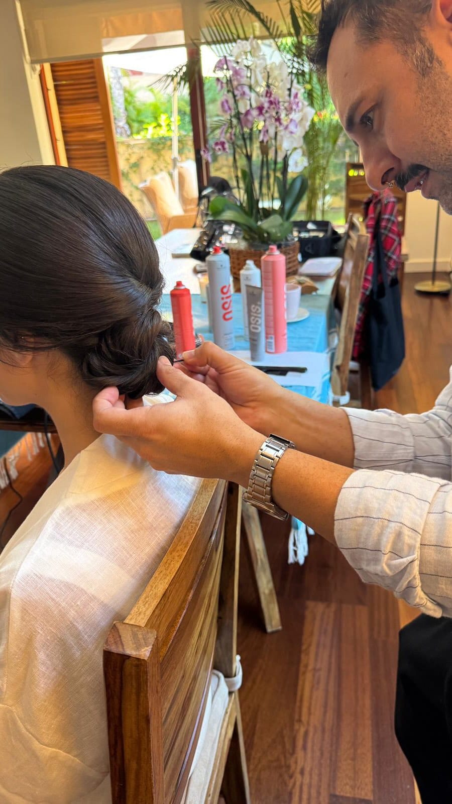Post 2 by PELUQUERÍA PEL'S on Instagram (video)