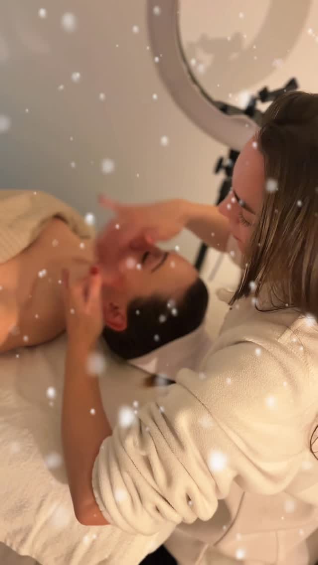 Post 5 by Martbella Laser Clinic | Clínica Medicina Estética | Murcia on Instagram (video)