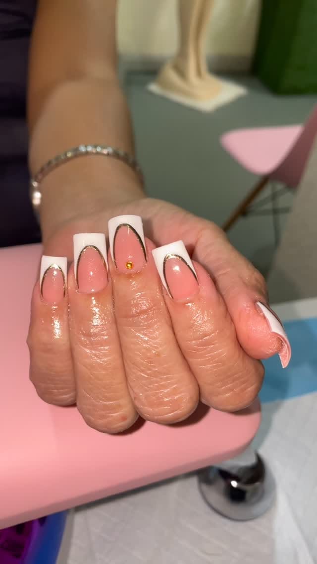 Post 6 by ThePedi PalacePlus on Instagram (video)