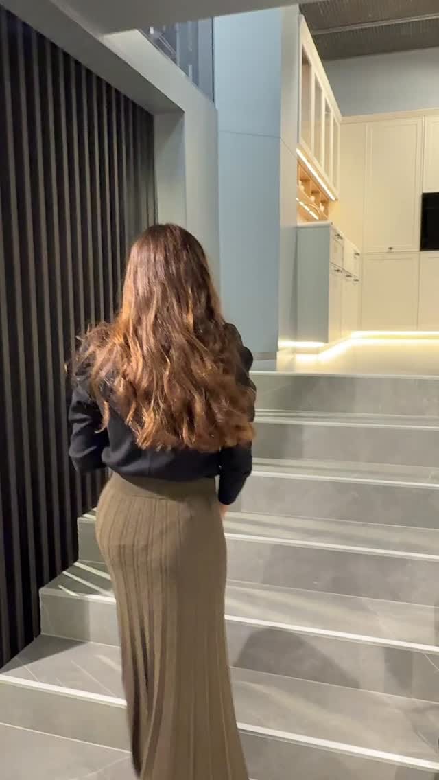 Post 4 by ZELARI DE NUZZI - Cocinas on Instagram (video)