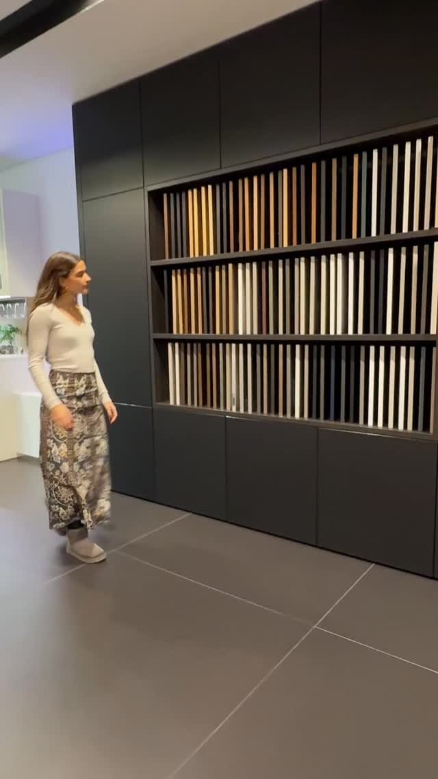 Post 6 by ZELARI DE NUZZI - Cocinas on Instagram (video)