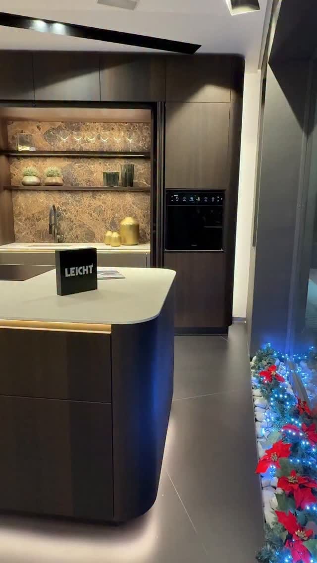 Post 10 by ZELARI DE NUZZI - Cocinas on Instagram (video)