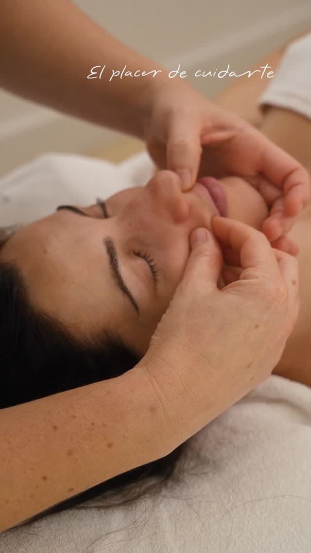 Post 7 by Tout Suite | Estética y Pilates en Zaragoza on Instagram (video)