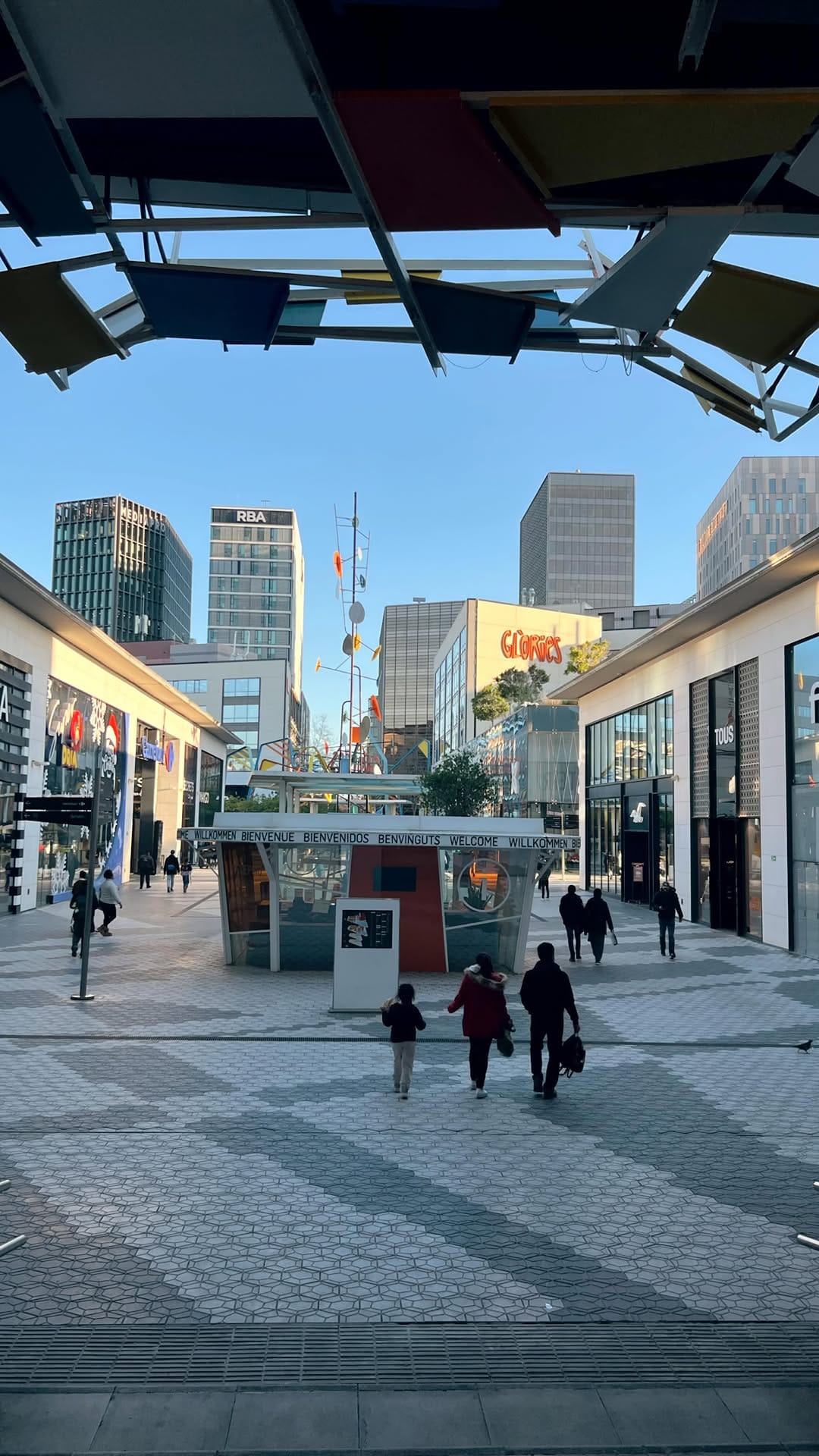 Post 1 by Westfield Glòries on Instagram (video)