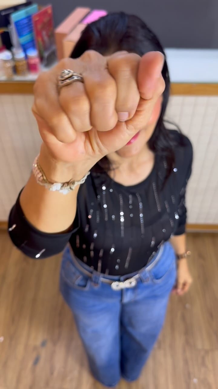 Post 4 by MIAMI TIENDA on Instagram (video)