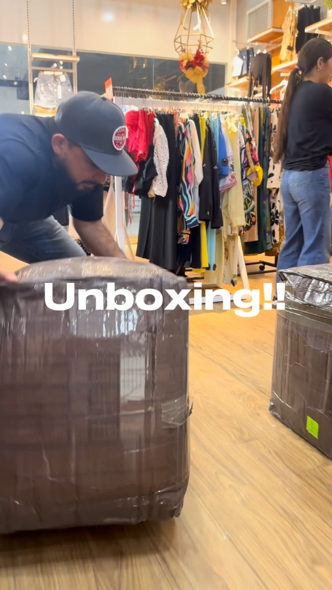 Post 7 by MIAMI TIENDA on Instagram (video)