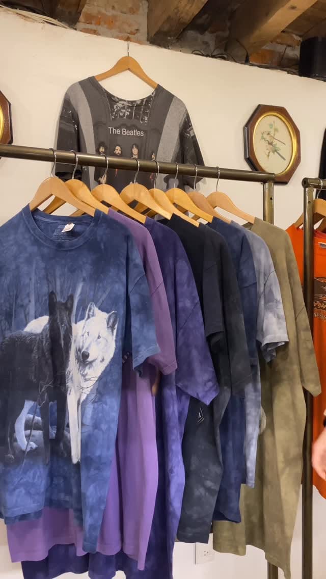 Post 1 by goodbyefolk | Vintage Boutique on Instagram (video)