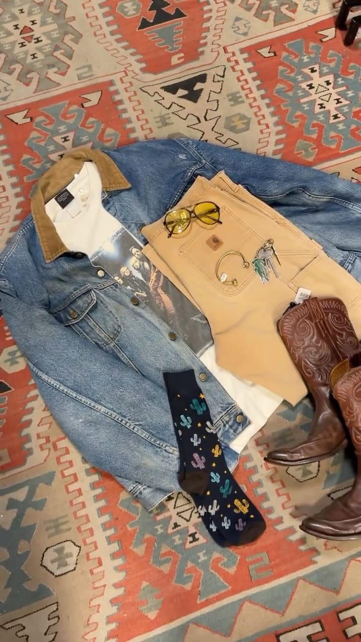 Post 2 by goodbyefolk | Vintage Boutique on Instagram (video)