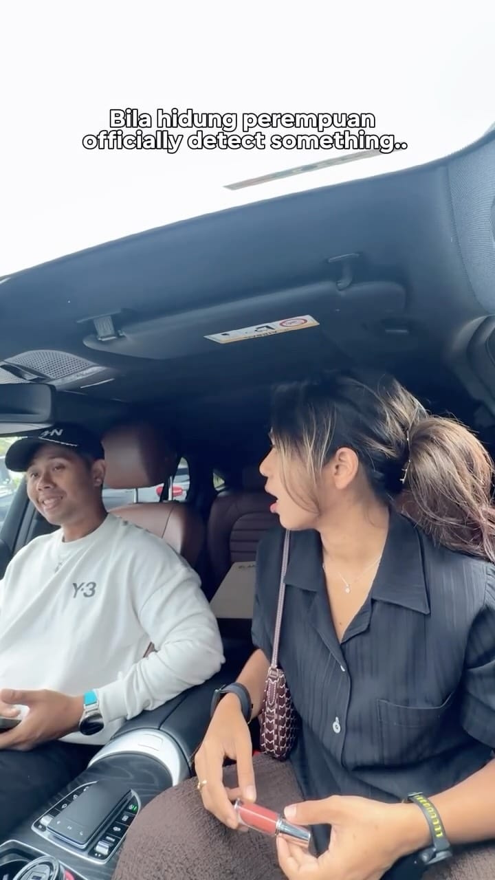 Post 3 by Bella Khann on Instagram (video)