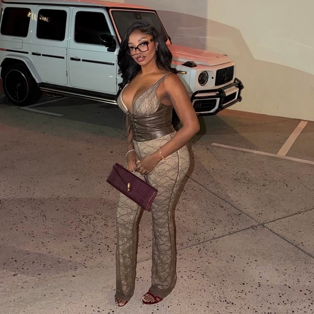 Post 4 by 𝑴𝒚𝒂 𝐴𝑖𝑙𝑎𝑛𝑖 on Instagram (carousel)