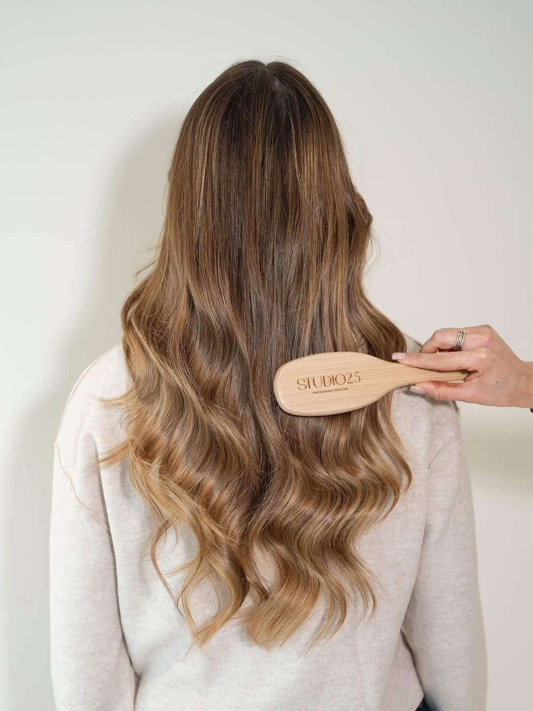 Post 3 by Studio25 | hair salon Madrid and Ibiza (Baleares) on Instagram (carousel)