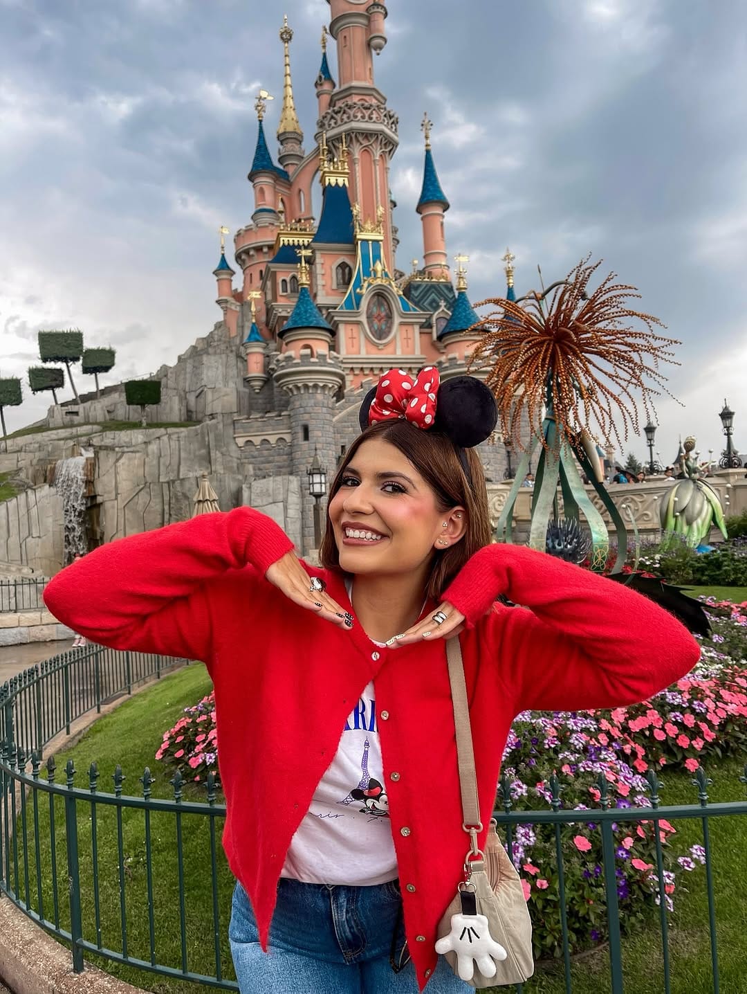 Post 10 by Andrea Torrado🧸 on Instagram (carousel)