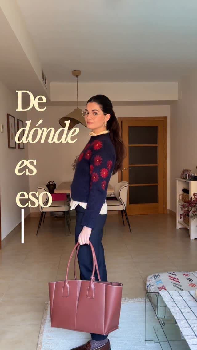 Post 2 by Lola del Villar Castro on Instagram (video)