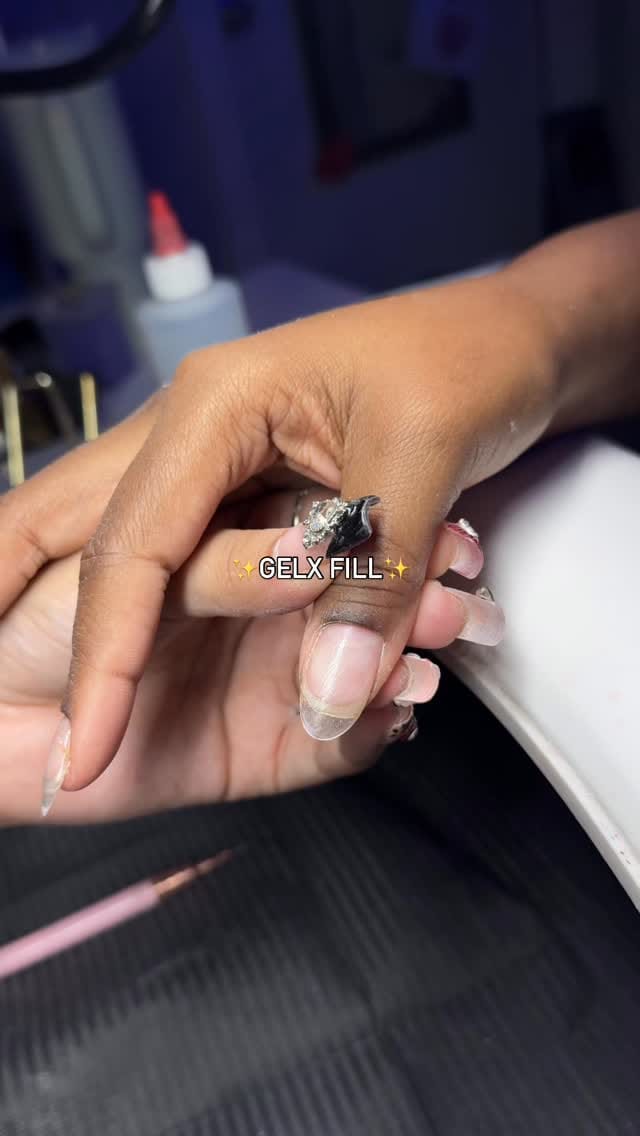 Post 2 by SFV/LA Nail Tech 818🤍 on Instagram (video)