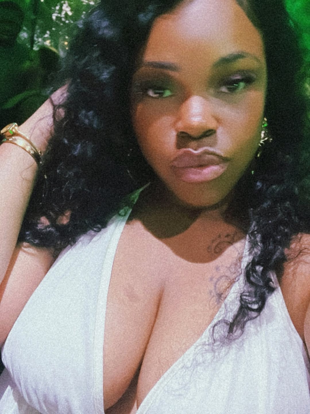 Post 4 by Beauty, Lifestyle & Natural Hair on Instagram (carousel)