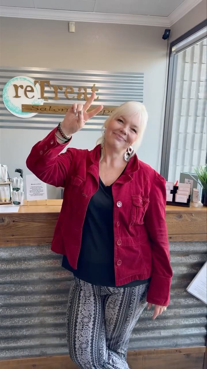 Post 6 by reTreat Salon & Spa on Instagram (video)