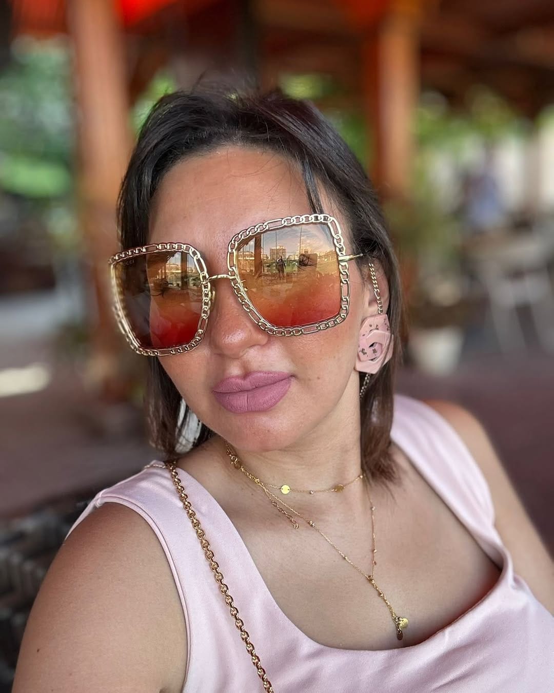 Post 6 by Sara Elguiziry on Instagram (carousel)