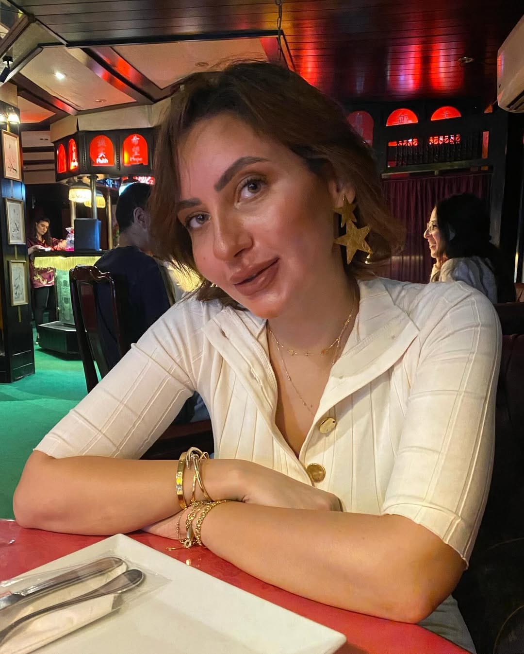 Post 9 by Sara Elguiziry on Instagram (carousel)