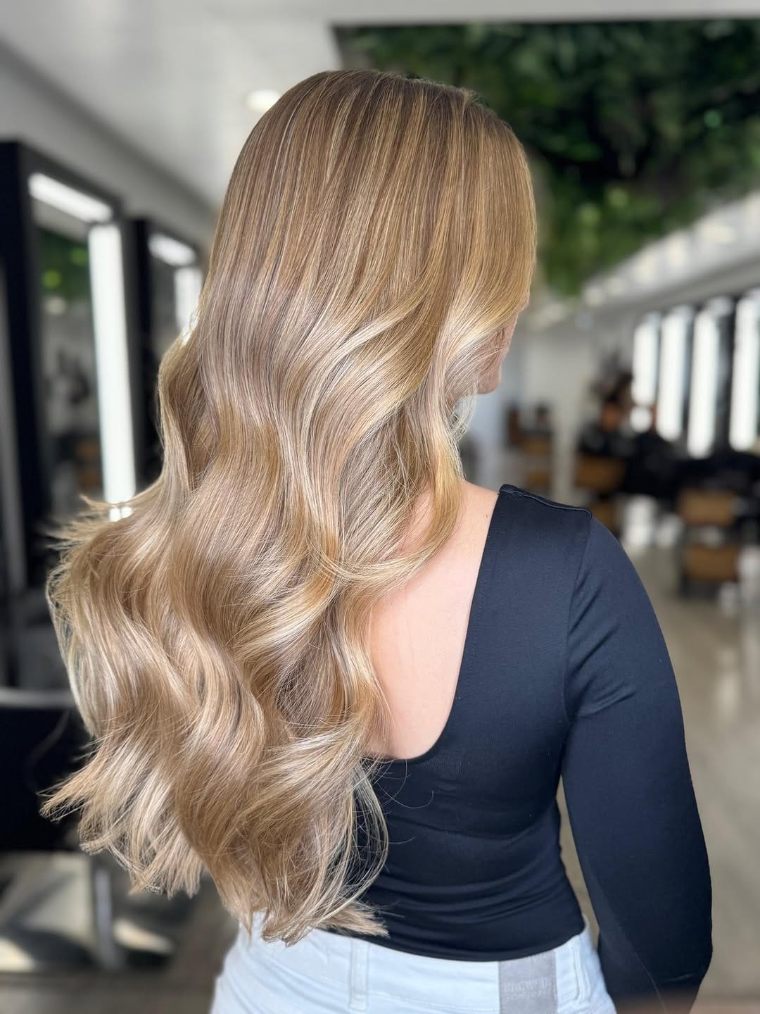 Post 8 by OD PELUQUERÍAS on Instagram (video)