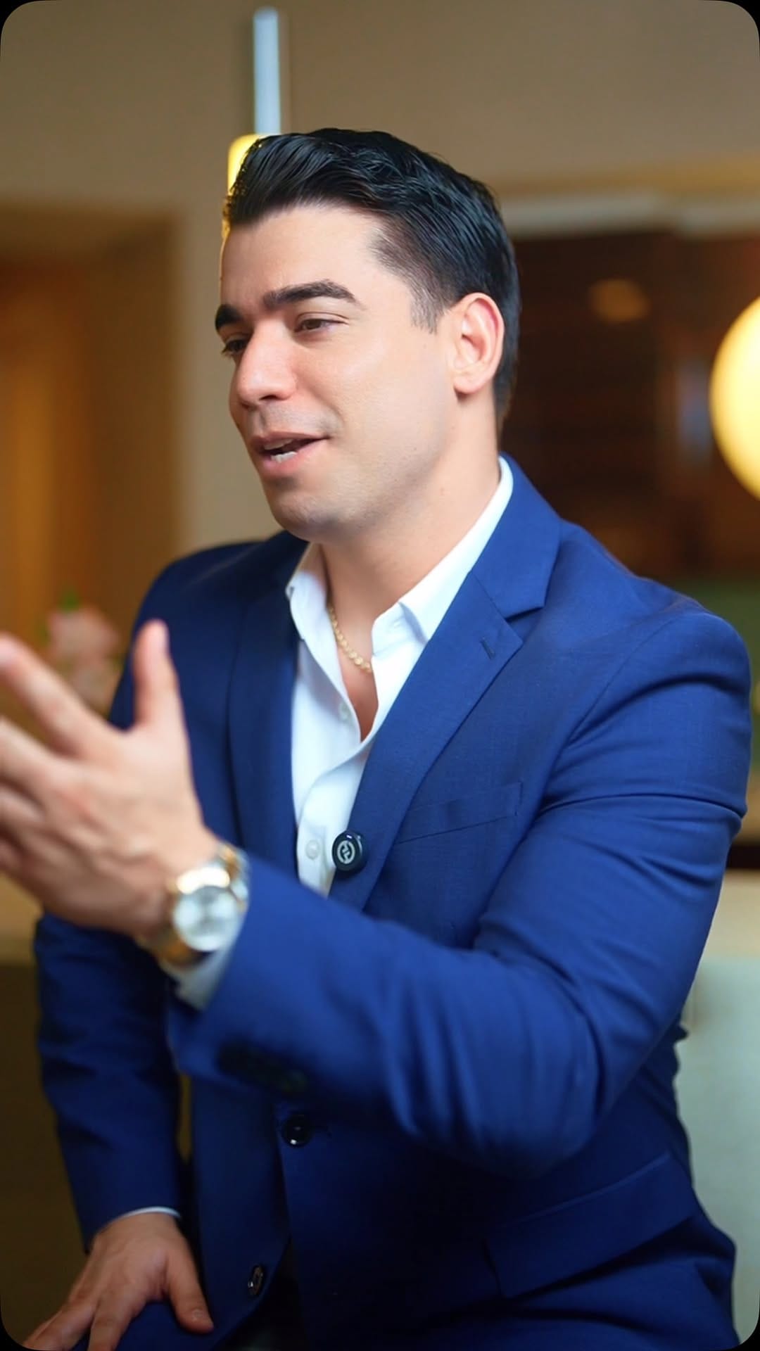 Post 9 by Valencia Perfumes on Instagram (video)