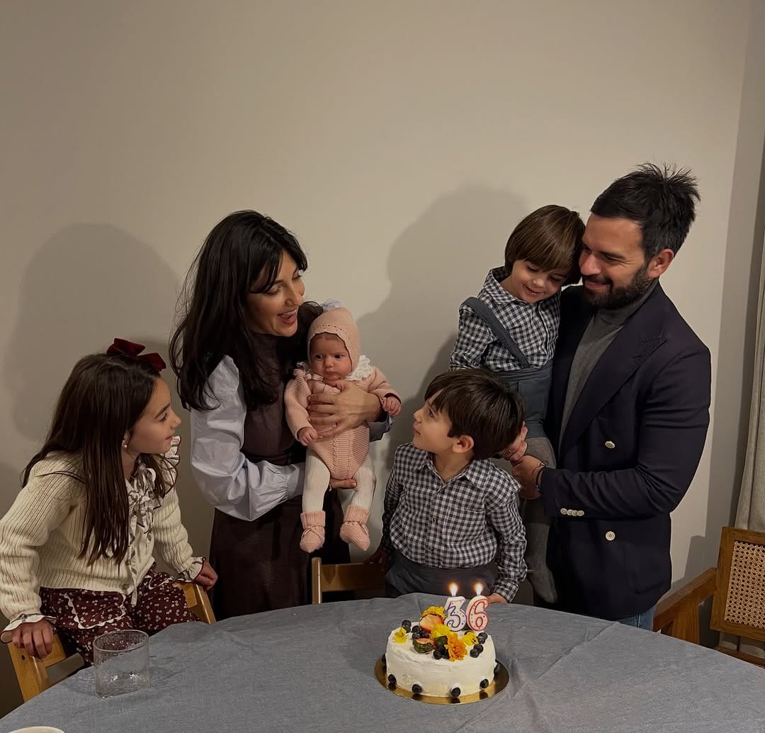 Post 3 by Ana Ramos | Moda & Maternidad on Instagram (carousel)