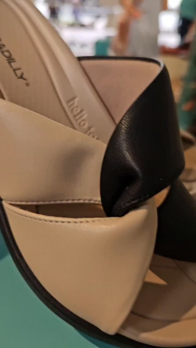 Post 8 by PICCADILLY ROSARIO 👠🇦🇷 on Instagram (video)