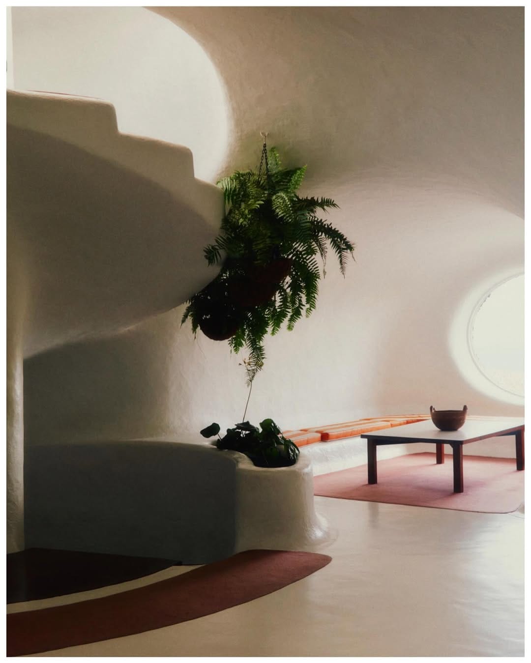 Post 3 by Carlota del Sol on Instagram (image)
