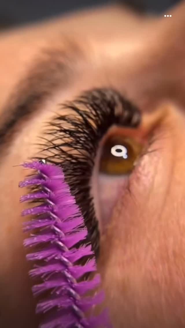 Post 3 by J L  A  S  H  E  S on Instagram (video)