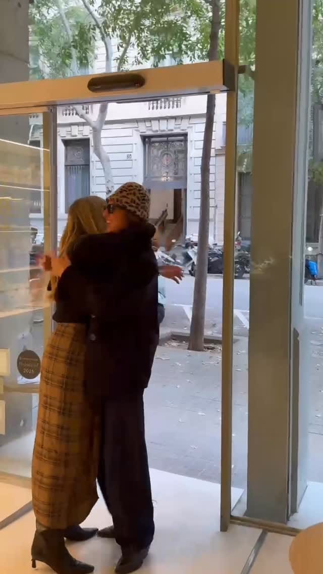 Post 3 by The Beautery on Instagram (video)