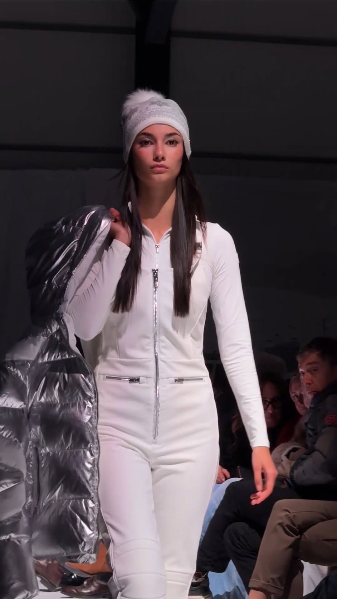 Post 9 by Salón TORO | Hair Salon on Instagram (video)